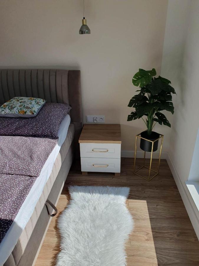Apartament 3 Pokojowy Lub Pokoj W Mieszkaniu W Nowym Bloku Varşova Dış mekan fotoğraf